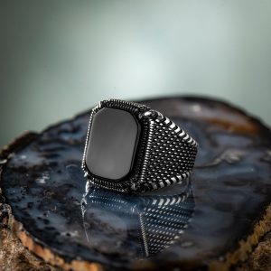 925 Ayar Gümüş Pençeli Siyah Oniks Taşlı Sade Erkek Yüzük