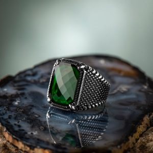 925 Ayar Gümüş Pençeli Yeşil Zirkon Taşlı Sade Erkek Yüzük