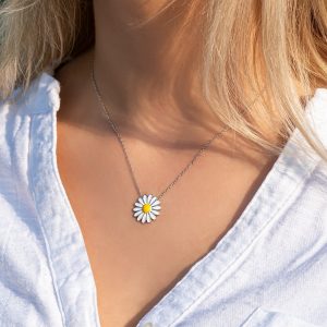 Alternative view of 925 Ayar Gümüş Rodyum Kaplama Papatya Model Kadın Kolye