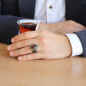 Alternative view of 925 Ayar Gümüş Ayyıldız Kırmızı Zirkon Taşlı Kaptan-ı Derya Erkek Yüzük