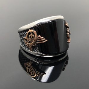 Siyah Oniks Taşlı Tuğra Motifli Usta İşi Gümüş Erkek Yüzük