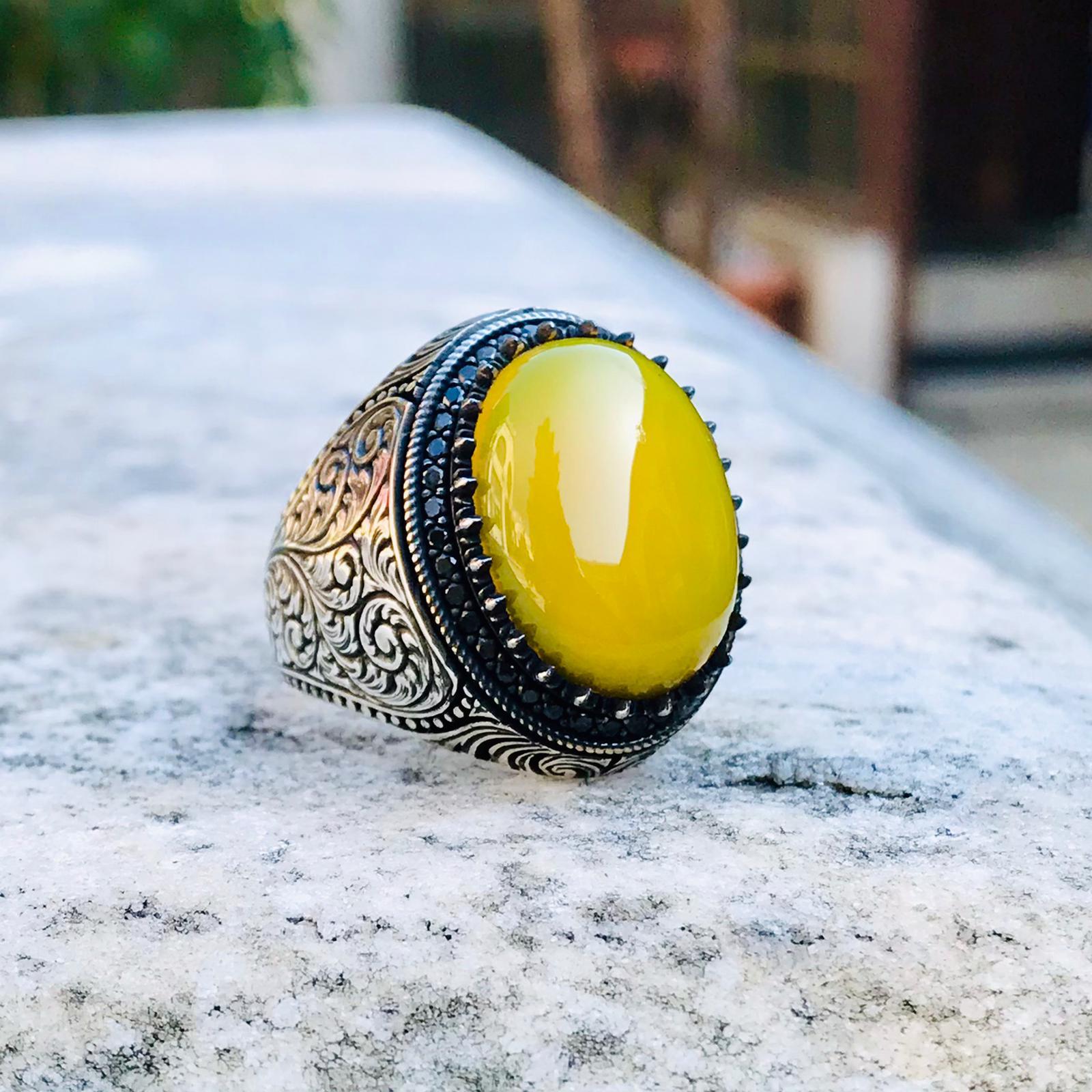 925 Ayar Gümüş Sarı Akik Taşlı Usta İşi Kalem Motifli Erkek Yüzük